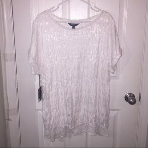 NWT Vera Wang White Top